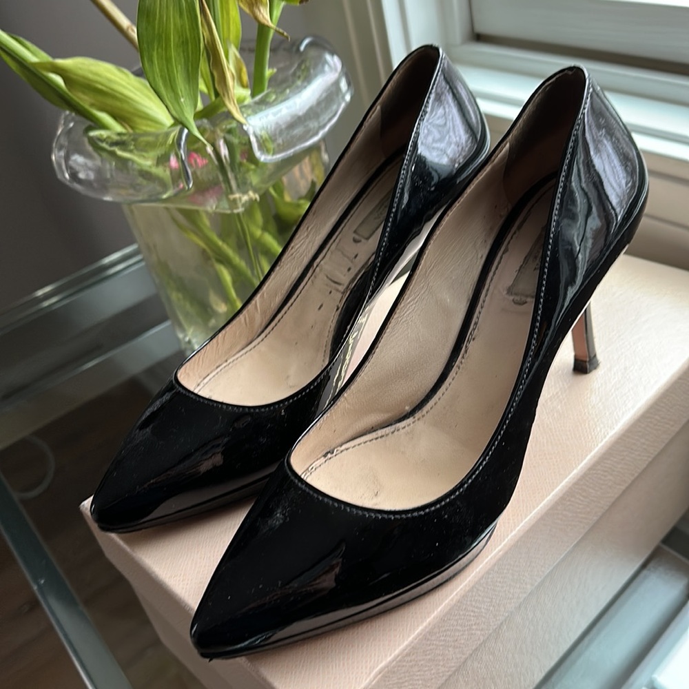 Prada patent leather black heels